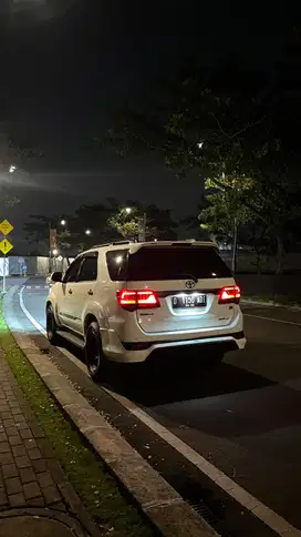FORTUNER VNT 2015 ISTIMEWA TANGAN PERTAMA DARI BARU