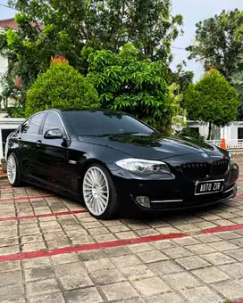 BMW 523i E60 LCI F10 Hitam 2011 Tdp Murmer Ori Menarik Bu Antik Baru