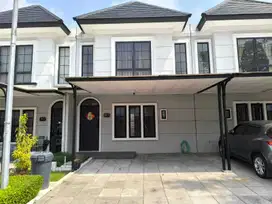 Rumah Mansion Nine Lokasi di Jalan Utama Lakarsantri dekat Citraland