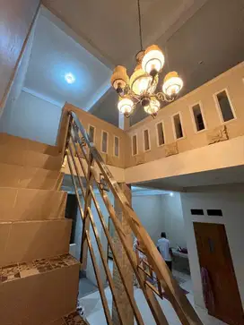 Jual Rumah Murah 2 Lantai di Komplek Margahayu belakang Metro Bandung