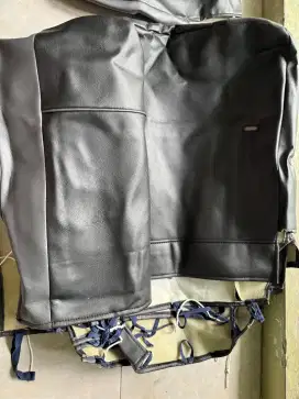 Sarung jok dan cover mobil avanza