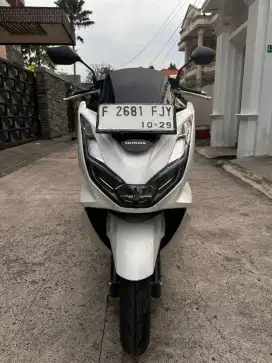 Pcx 160 CBS 2024 km 4 rb asli