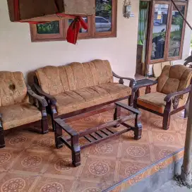 Service sofa terdekat