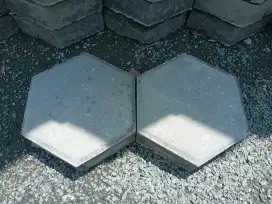Paving Block, Segi enam abu, Conblock, Conblok, Konblock, Konblok
