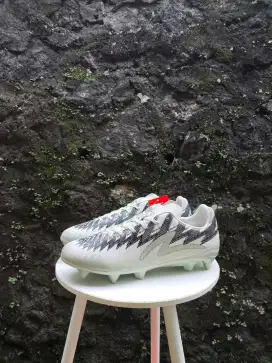 Sepatu Bola Specs Nightvenom FG