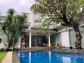 Rumah Mewah 2 Lantai Dengan Private Pool Di Ampera