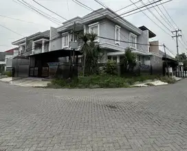 Dijual Cepat Rumah Manyar Tirtomoyo