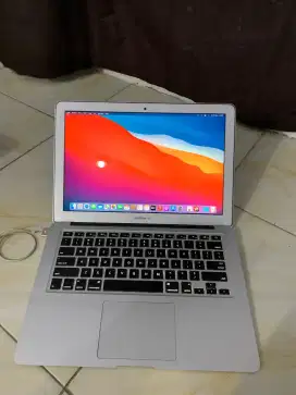 Macbook air 2015 8/128gb