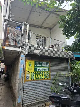 Rumah dikota  hitung tanah di pasirkoja  dekat jalan besar dijual