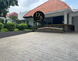 Rumah Menteng. LT.924/LB.800. 4BR. 4Bath. Harga 90M