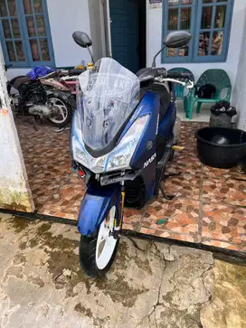 Yamaha Lexi 125 Biru