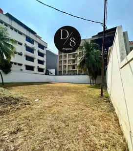 Tanah Komersial Blok M. Luas 943m². Persegi. Bisa 6 Lt. Harga 145 juta