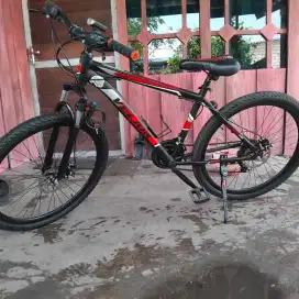 Sepeda mtb uk 26 velion