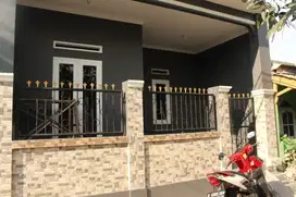 Rumah siap huni di komplek kunciran mas pinang