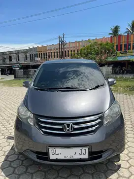 Jual amat santai Honda Freed