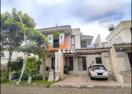Disewakan Rumah Mewah 2 Lantai Furnish Perumahan Elite Jl Kaliurang