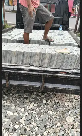 DRIVER SERABUTAN KIRIM MUATAN+BONGKAR TOKO MATERIAL