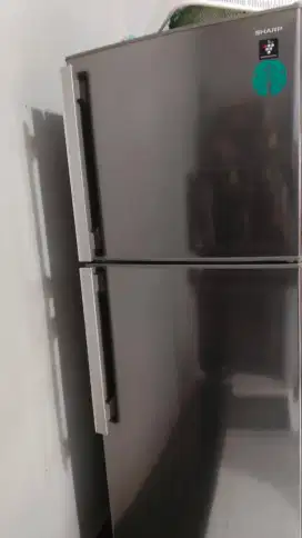 Kulkas Sharp 2 pintu
