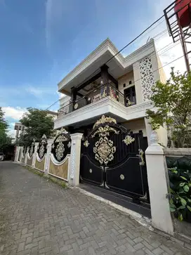 RUMAH MEWAH 2 LANTAI DAN KOST EKLUSIF DALAM KOTA YOGYAKARTA