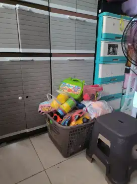 Butuh untuk art dan admin freelance.