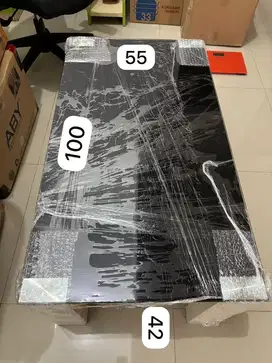 Meja INFORMA untuk ruang tamu atau ruang tv kondisi 90%
