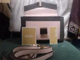 Jual Tas MK Litha Medium Powder Blush PL
