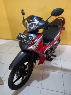 Supra helm in 2012