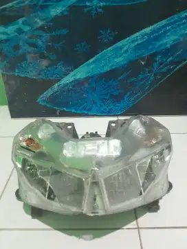 Lampu depan assy copotan vario 125 2016