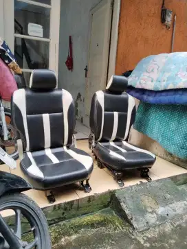 Jok kapten seat avanza tengah 2012