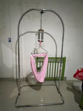 Ayunan bayi second