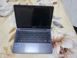Laptop asus masih bagus 2gb 500gb murah aja