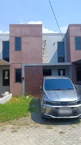 Over credit/ jual perumahan Taman Sepatan grande