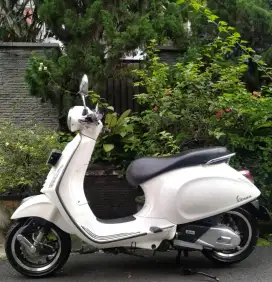 Bantu jual aja nih vespa Primavera 150 iget ABS LED facelift
