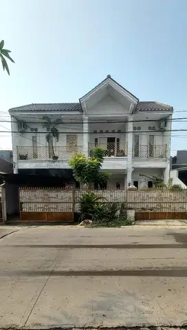 Rumah 2 Lantai Di Gading Serpong Cocok Untuk Rumah Tinggal & Kosan