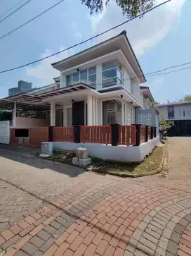 Dijual full furnish rumah lokasi dieng malang posisi hook