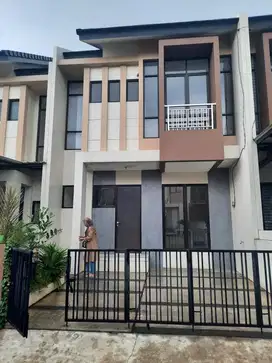 Jual runah siap huni di melati mas  dekat graha raya & bsd