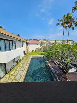 Nego, Luxury villa lingkungan cluster mewah di Seminyak