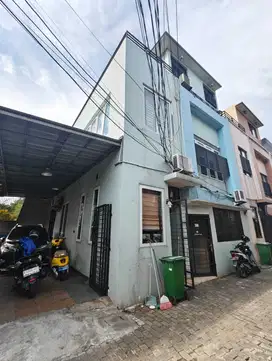 TOWNHOUSE RASAMALA TOMANG 3LT SIAP HUNI