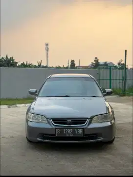 Honda Accord VTi-L 2000 JDM Look, Siap Pakai
