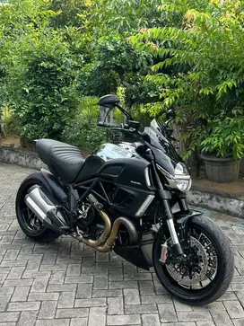Ducati Diavel Chromo Edition Limited Full Aksesoris Branded TERMURAH