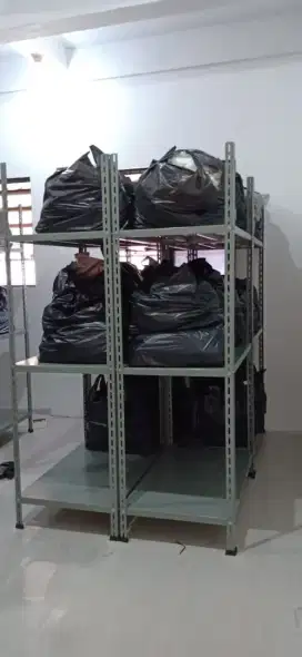 Rak besi siap kirim