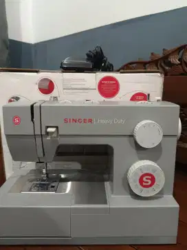 Singer Heavy Duty 4432
