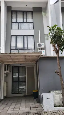 Royal Residence Cluster Serenade 3 Lantai Furnish Jual Cepat