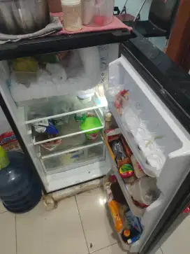Kulkas Aqua masih bagus dan layak di pakai