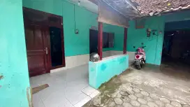 DIKONTRAKKAN RUMAH STRATEGIS