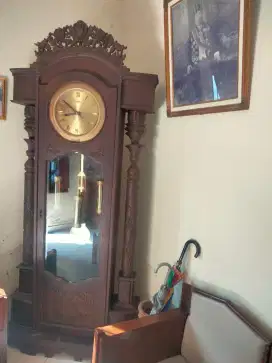 Jam Kayu Jaman Soekarno Kolektor