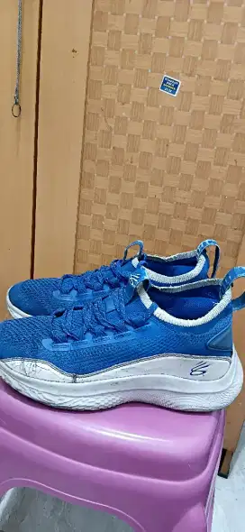 Sepatu Basket Under Armour Curry 8 Flow Like Water