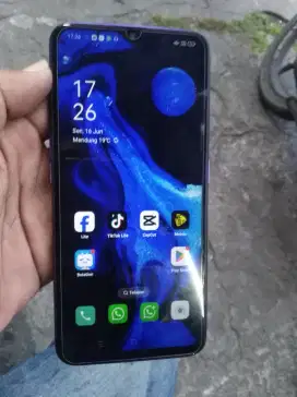 Oppo f11 4/128gb