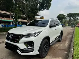 CASH Fortuner 2.8 GR 2022 2023 last edition