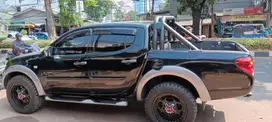 Mitsubishi Strada Triton 2010 Diesel